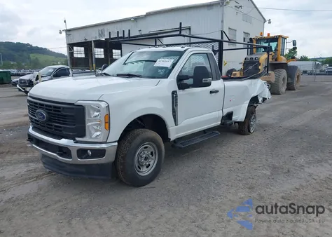 2024 Ford F250 Super Duty z USA, uszkodzony, nr VIN 1FTBF2BA2REC07580